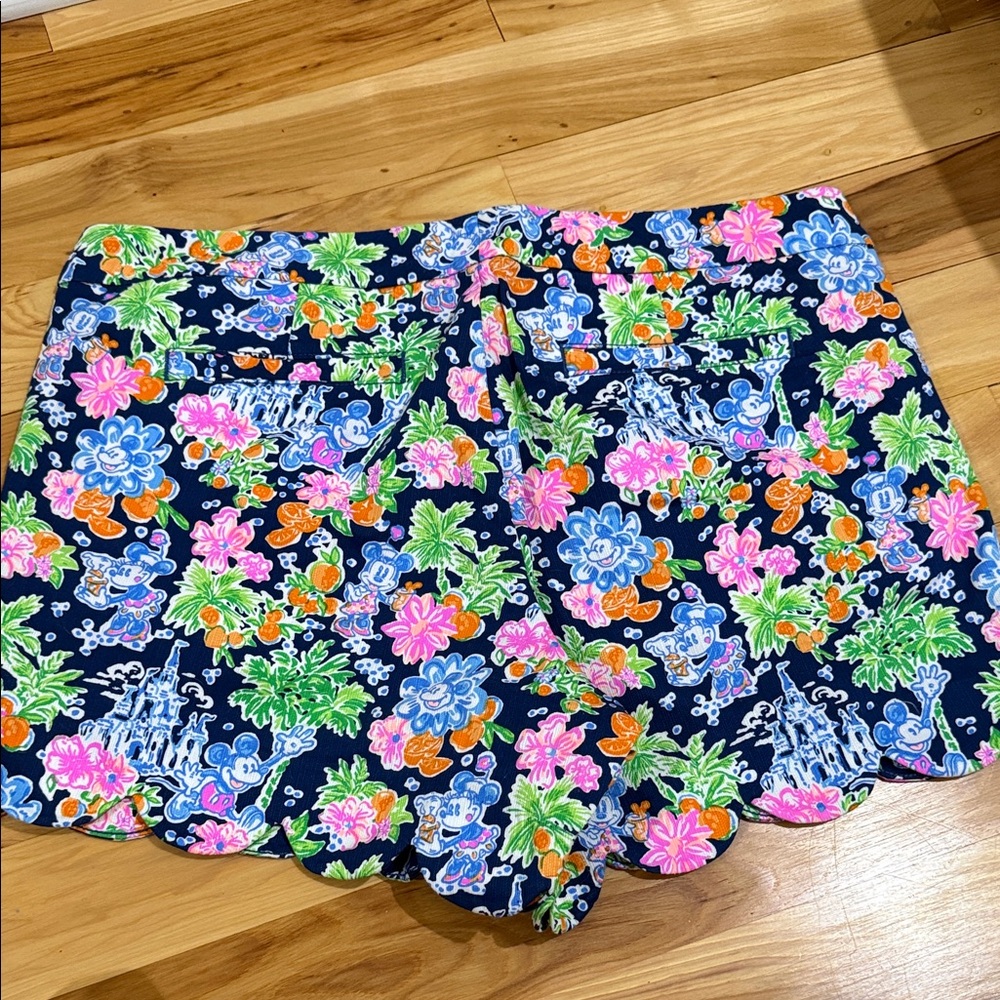 Lilly Pulitzer Navy Floral Scalloped Hem Shorts with Neon Accents - Picture 4 of 4